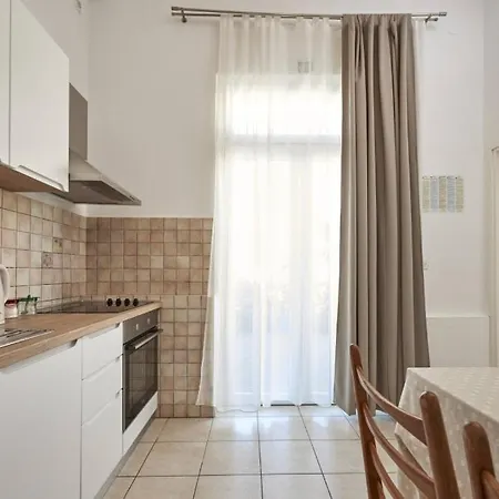 In Slatine With Terrace, Air Conditioning, Wifi Trogir