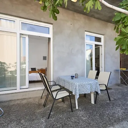 In Slatine With Terrace, Air Conditioning, Wifi *